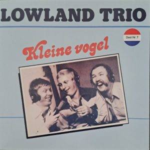 Lowland Trio - Kleine vogel Als ik 's morgens wakker wordt