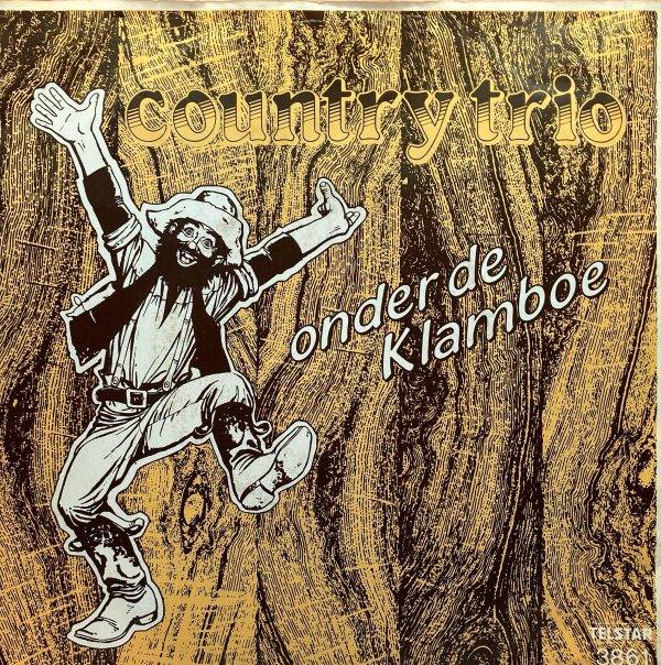 Country trio - Onder de klamboe