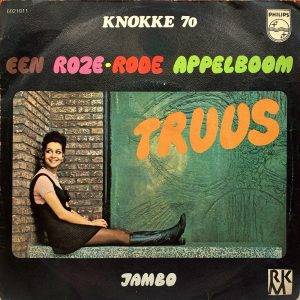 Truus - Een roze rode appelboom