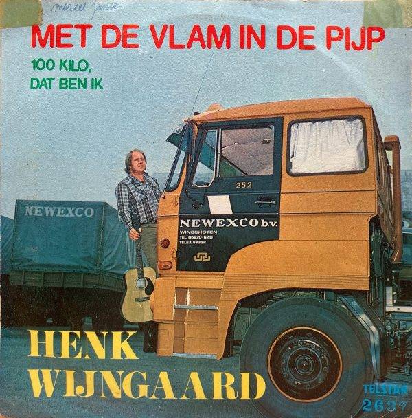 Henk Wijngaard - Met de vlam in de pijp kant a