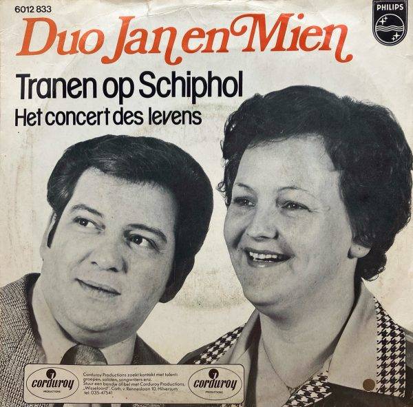 Duo Jan en Mien - Trouwen op schiphol