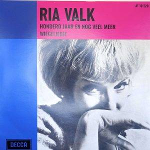Ria Valk - Honderd jaar en nog veel meer Wiegeliedje A